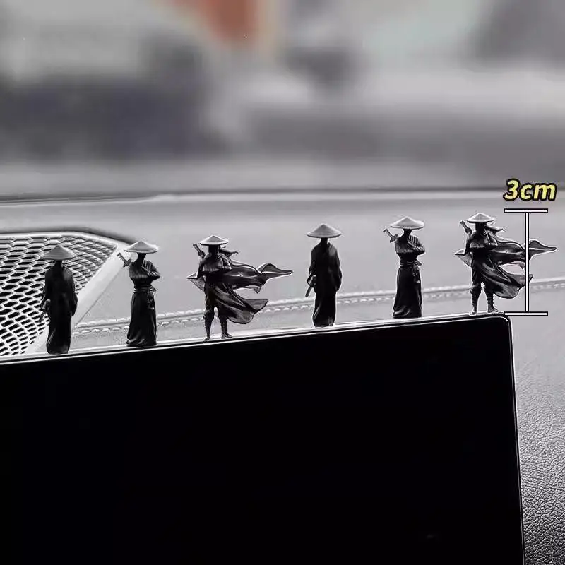 Resin Mini Ancient Samurai Figurines 30/50mm Swordsman Warrior Decor Hand-painted Collectible for Home Living Room Ornament