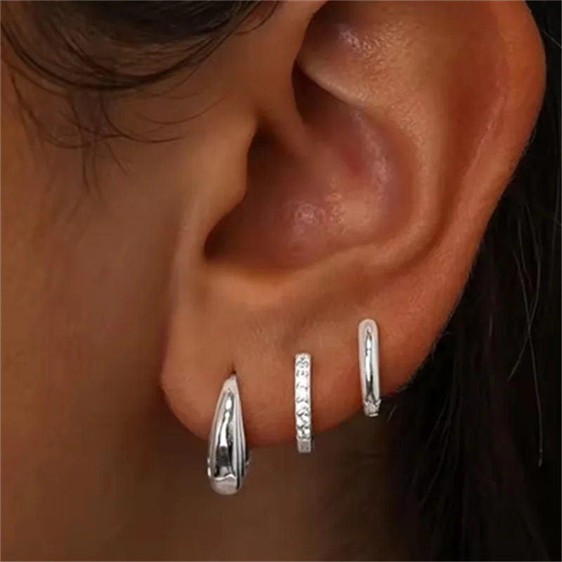 3-teiliges exquisites Zirkon-Creolen-Set mit kleinen Huggies für Damen, Edelstahl, einzigartiger Knorpel-Ohrring-Piercing-Schmuck