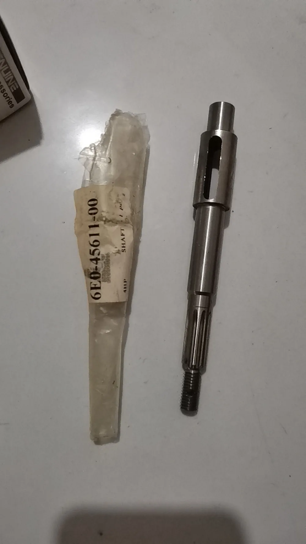 

Suitable for 4-punch 4-6 Horsepower Outboard Propeller Output Shaft 6E0-45611-00 High Quality