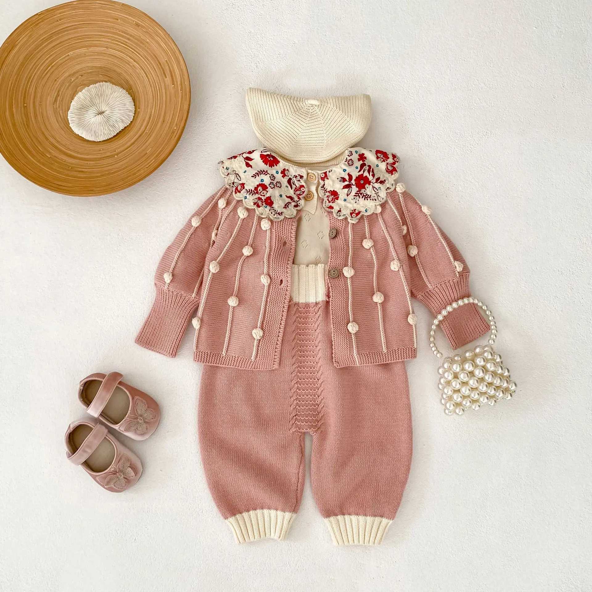 

Новинка осени 202, вязаный кардиган для маленьких девочек, свитер с длинными рукавами для младенцев, куртка, детское вязаное пальто для девочек, одежда для малышей