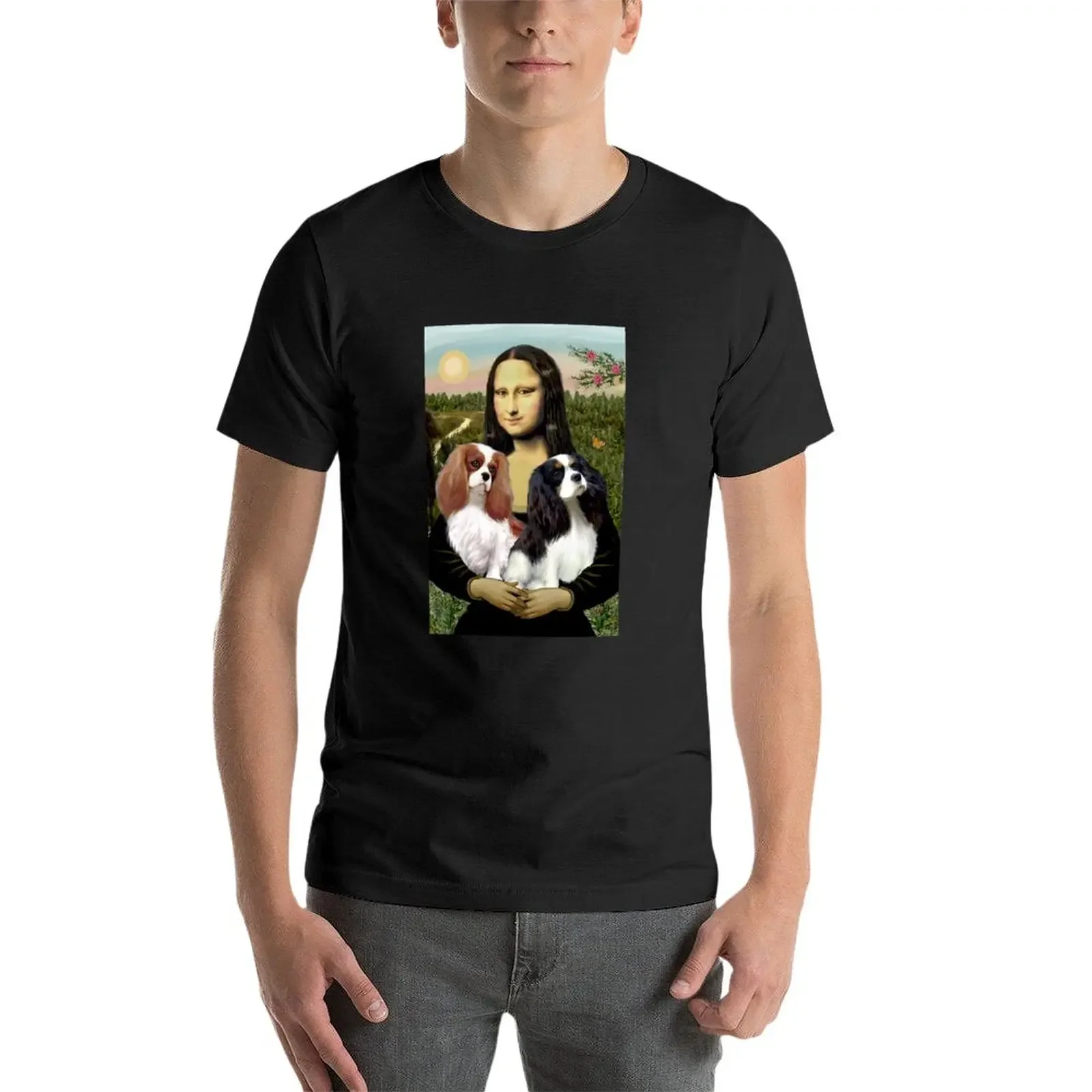 Mona Lisa and her Two Cavalier King Charles Spaniels T-Shirt vintage clothes funnys Men\'s t-shirt