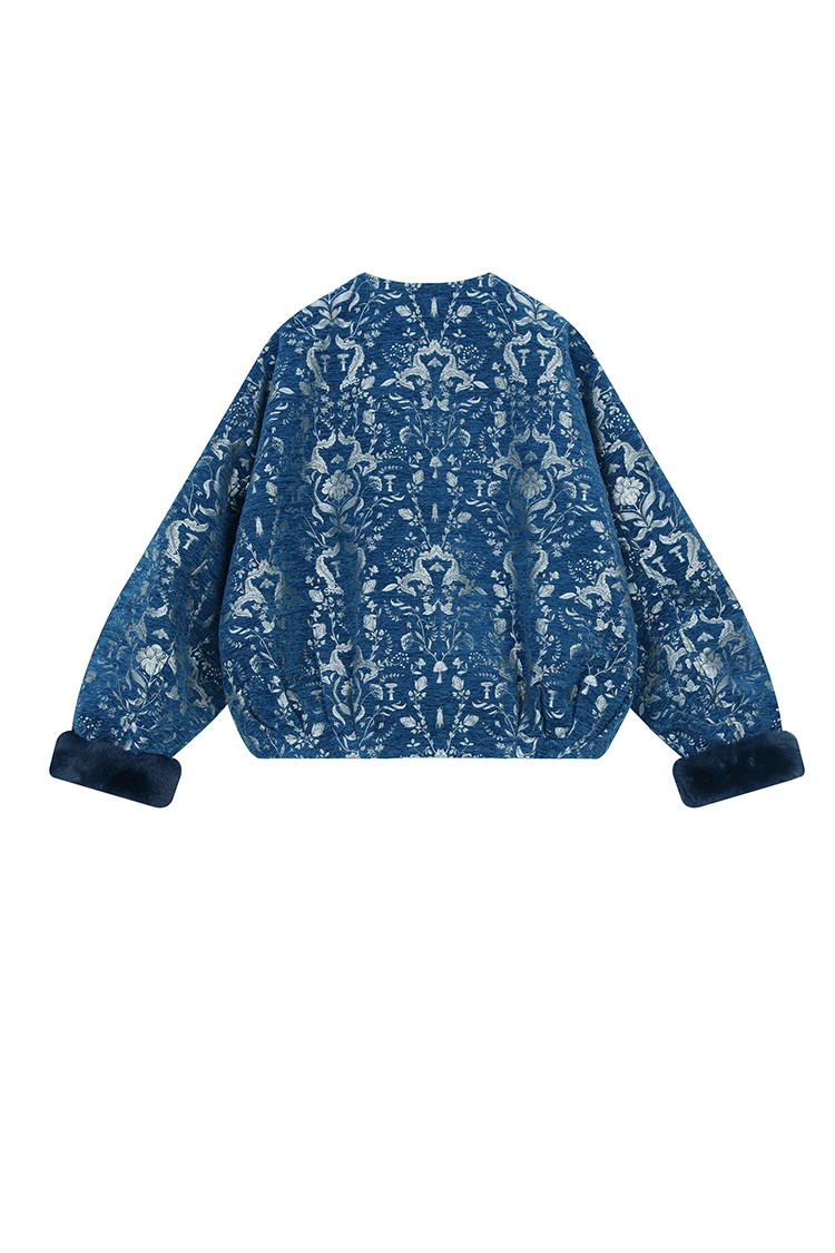 ELFSACK Women's Retro Gothic Winter Coat, Loose V-Neck Short Plush Coat with Blue Silver Embroidery Vintage Patterns