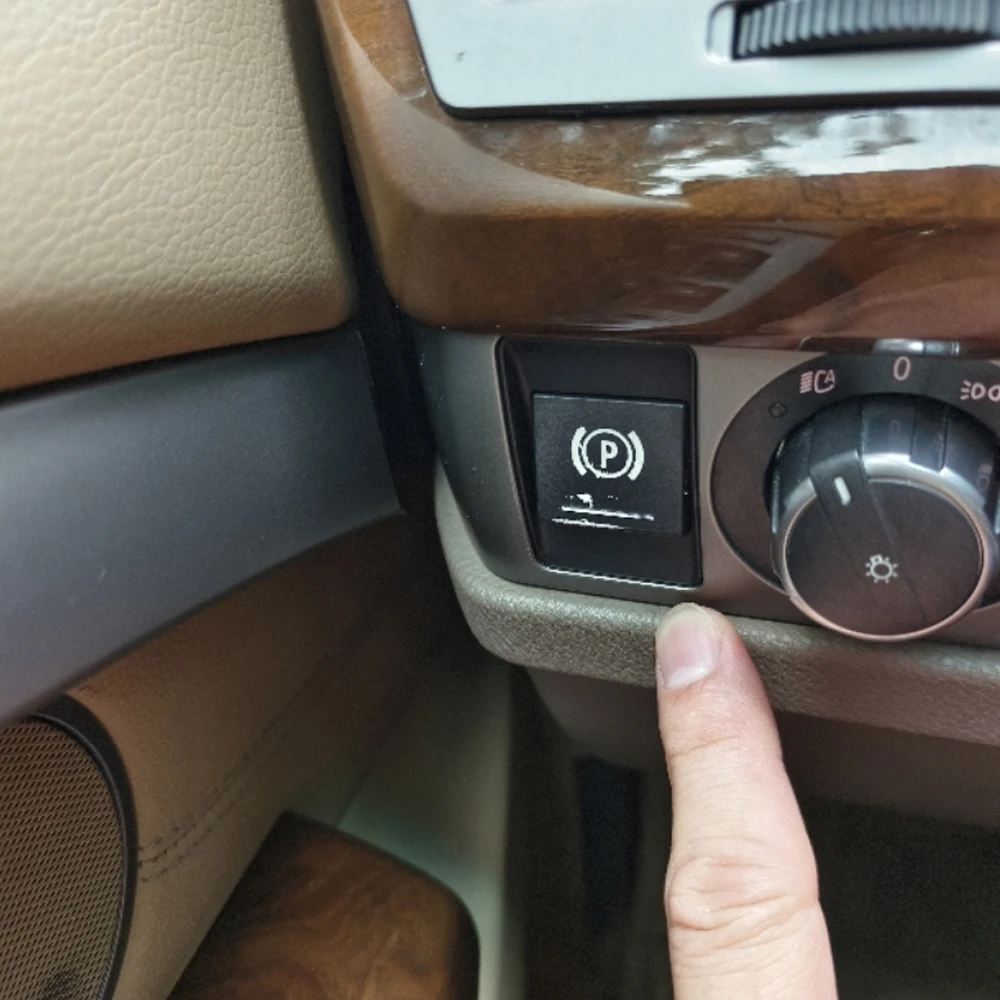 LHD RHD Auto Elektronische Handbremse Feststellbremse P-Taste Schalter Abdeckung Feststellbremse Schalter Ersatz Für BMW E66 E65