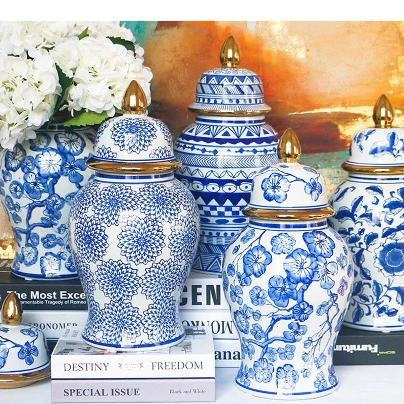 Gold Plated Blue and White Porcelain Ginger Jar with Lids Ceramic General Jars Retro Tea Caddy Floral Vases Desk Decoration