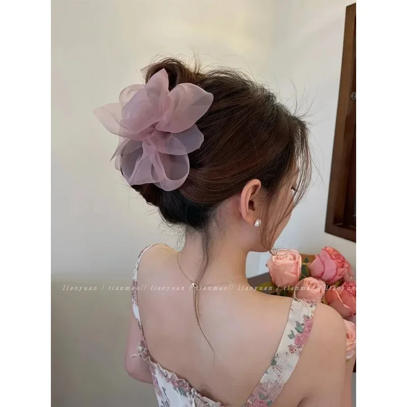 New Fashion Styling Tools Hair Accessories Large Bow Black White Yarn Hair Clip for Women Girls Spring Clip Back Head Hairpin