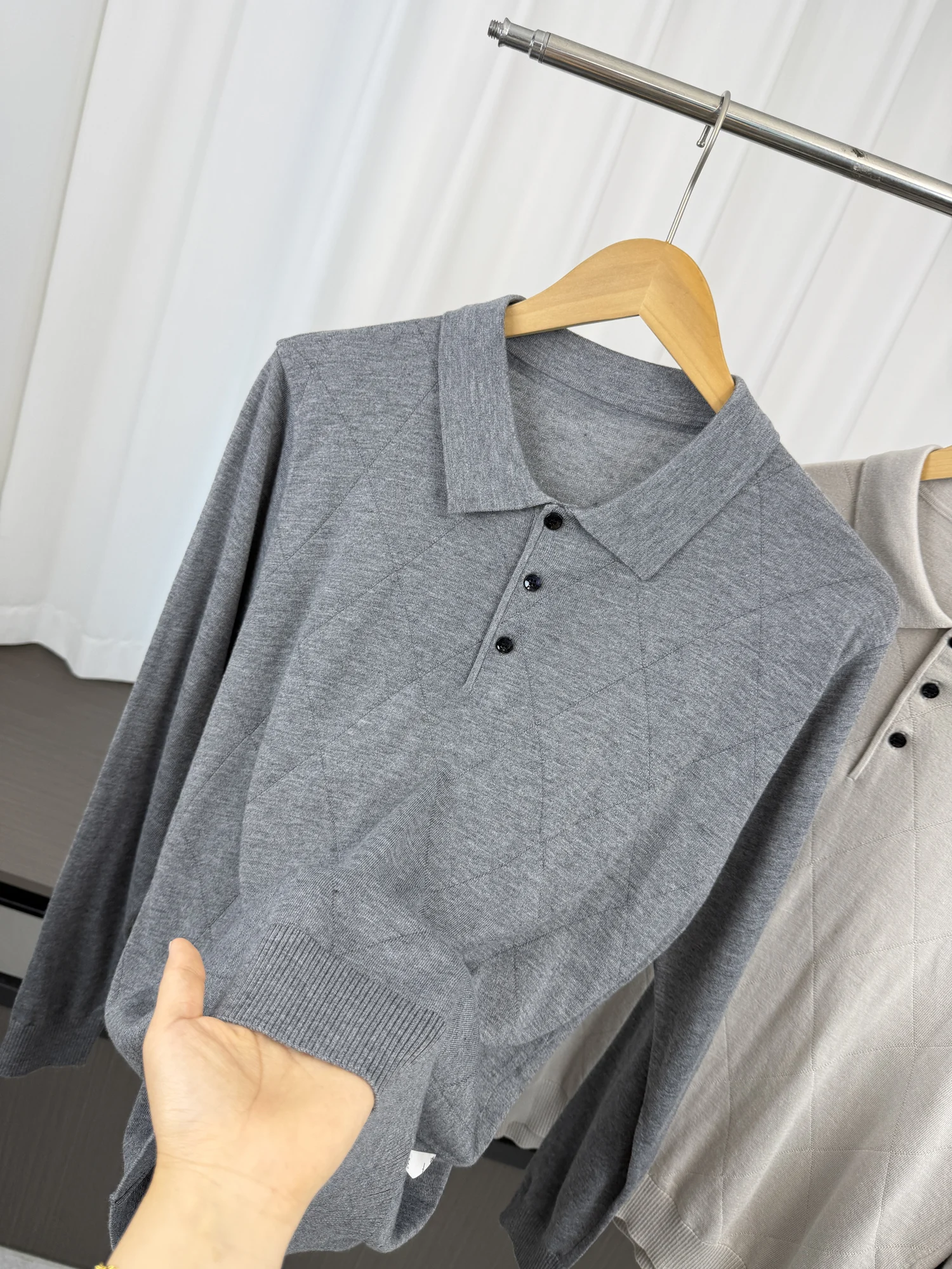 Temperature-Regulating Warm Men's Wool Blend Knitted  Shirt Diamond Pattern Embroidery Breathable Loose Fit Long Sleeve