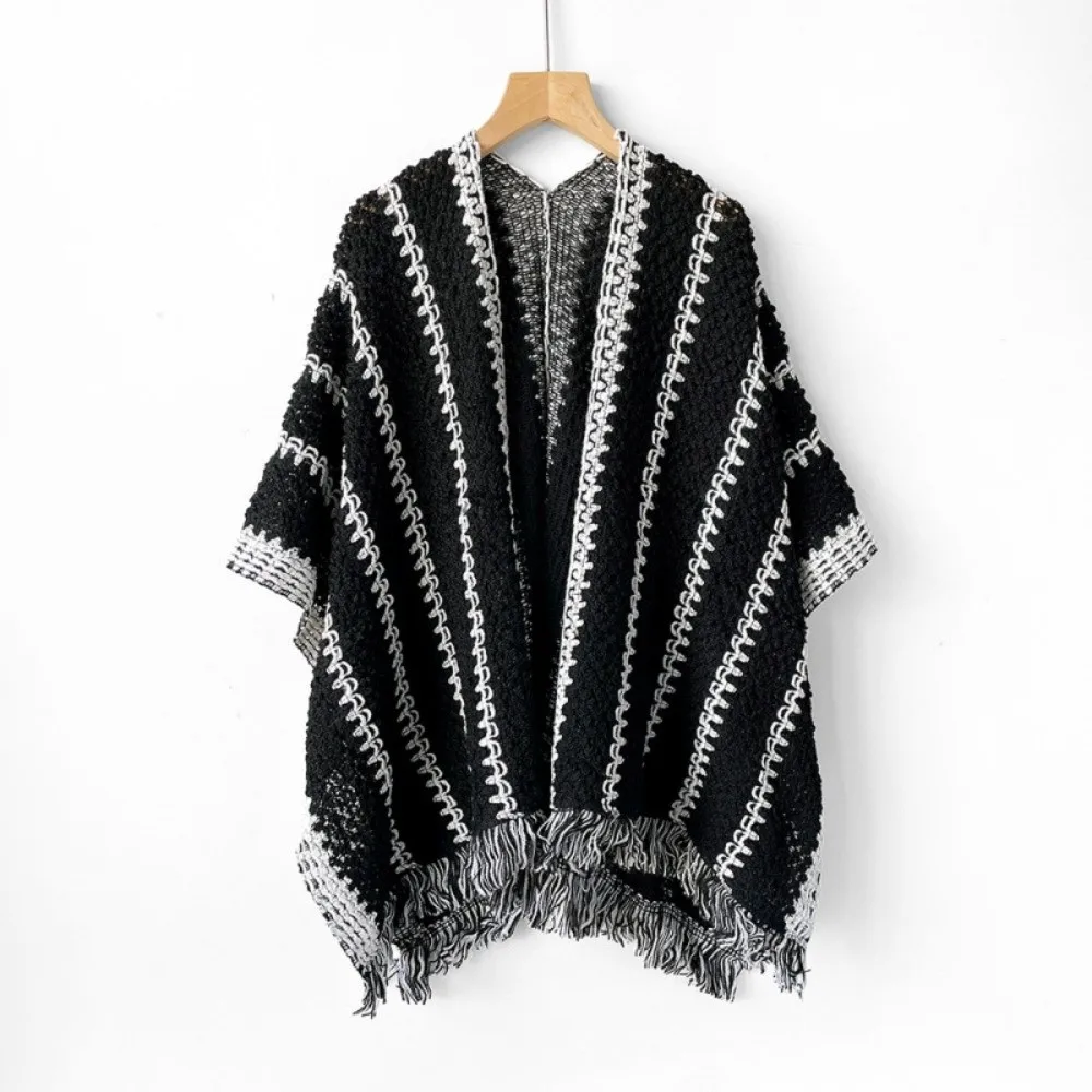 

Fashion Warm Autumn Winter Knitted Cape Ethnic Style Elegant Mongolian Poncho Knitted Shawl for Women