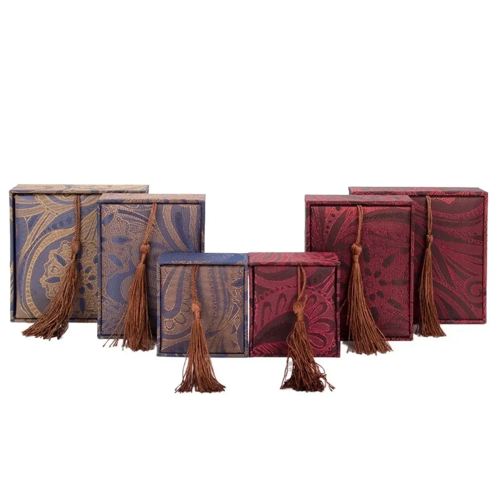 

Винтажная льняная шкатулка для драгоценностей с кисточками, прямоугольная с бахромой, шкатулка для демонстрации ювелирных изделий, кольцо в китайском стиле, подарочная коробка, кулон