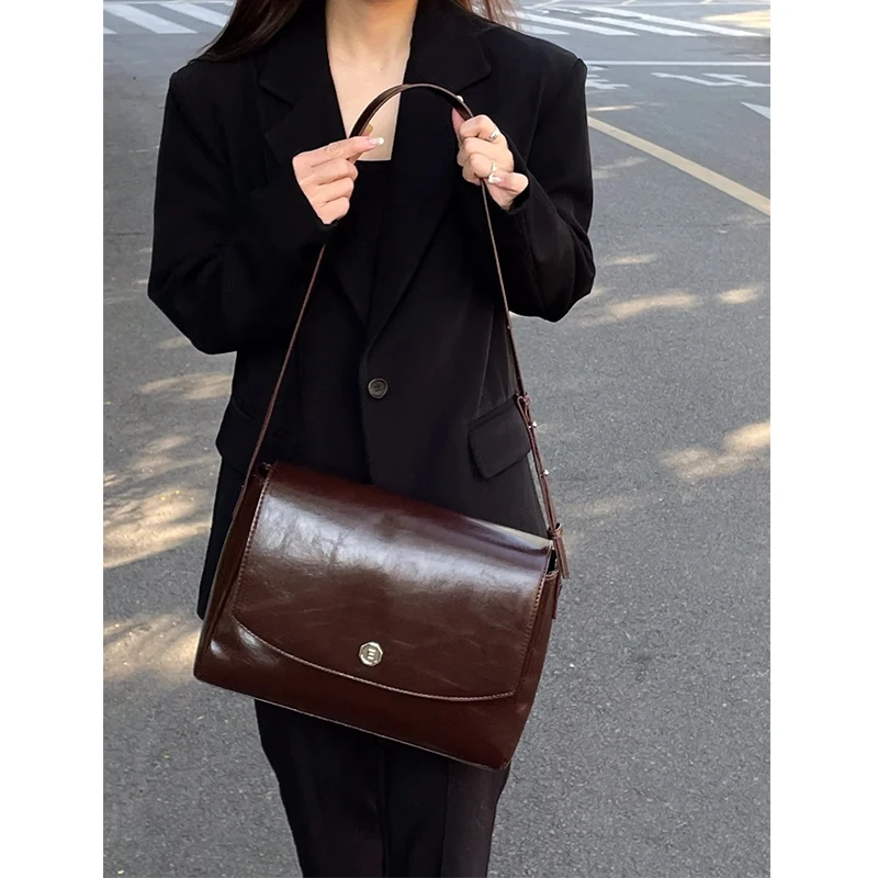 

Ретро большая сумка через плечо Capaci, винтажный дизайн, пригородная сумка-портфель, мягкая искусственная кожа, магнитная застежка