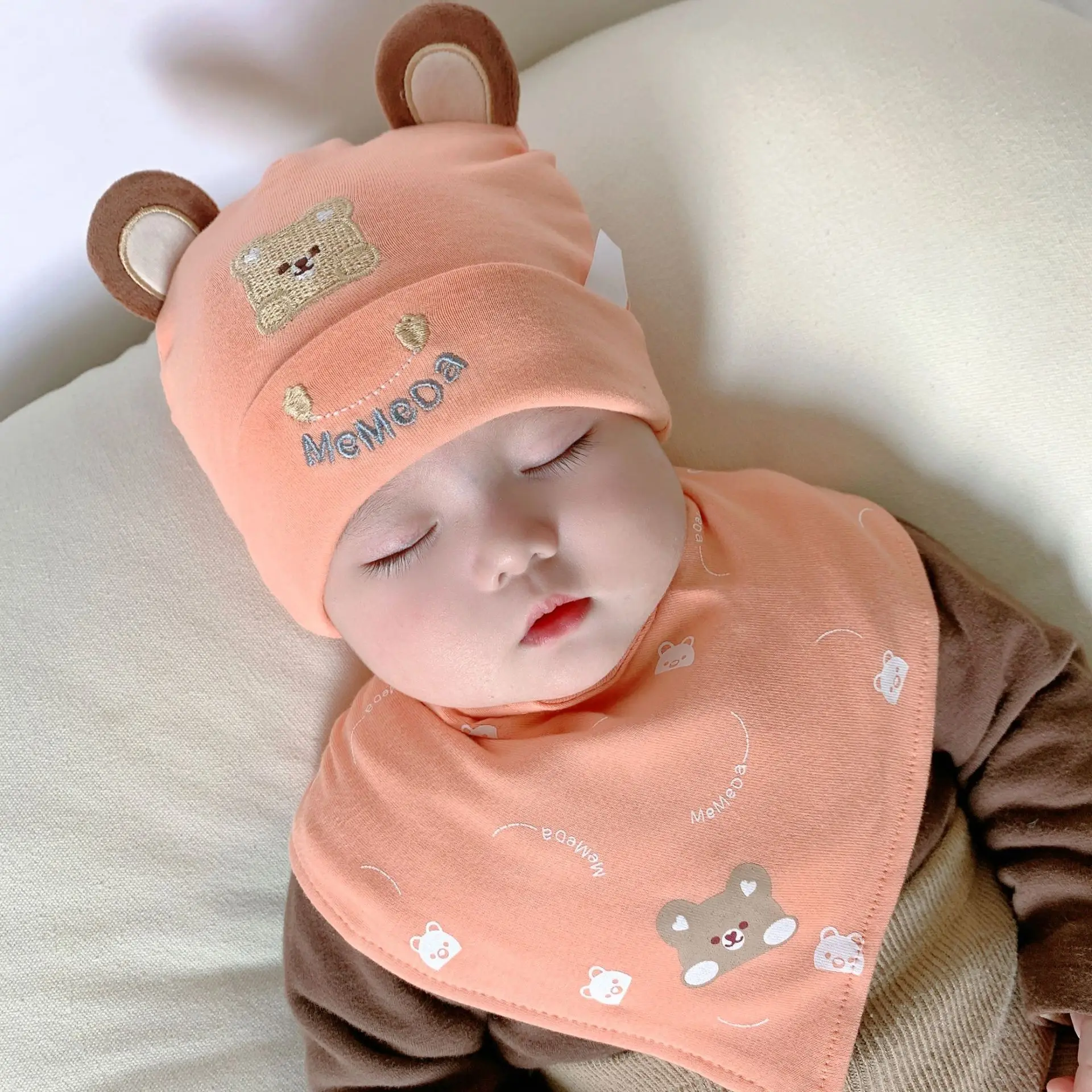 Newborn Baby Hats Triangle Bib Sets Spring Autumn Pure Cotton Cute Cartoon Bear Caps Toddler Boys Girls 3-12M