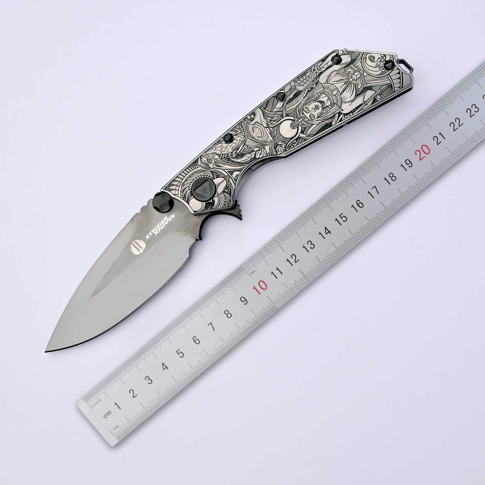 

[Pharaoh] M390 high hardness sharp liquid mirror DLC, titanium alloy deep carving handle fruit knife