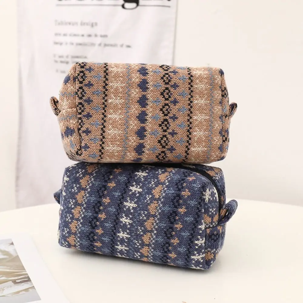 Knitted Fabric Christmas Cosmetics Storage Bag Large Capacity Dirt-proof Pencil Case Stationery Student Supplies image 3