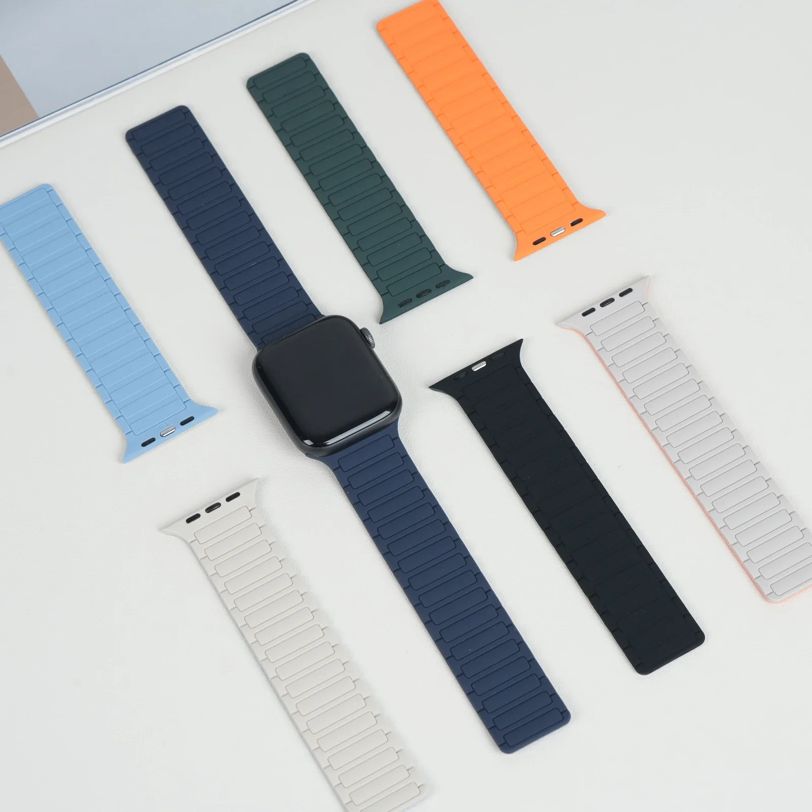 Pulseira magnética para apple watch band 45mm 44mm 40mm 46mm 41mm 42mm 38 pulseira de silicone iwatch série 8 7 6 se 9 10 ultra 2 49mm