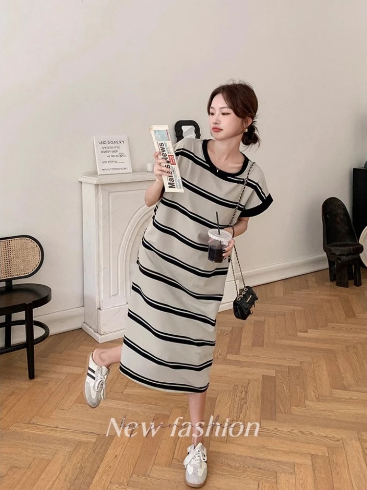 แฟชั่น O-คอพิมพ์ตรงลายชุดลําลองยาวเสื้อผ้าหญิงฤดูร้อนหลวมหนุ่มสไตล์แขนสั้นเสื้อยืดชุด