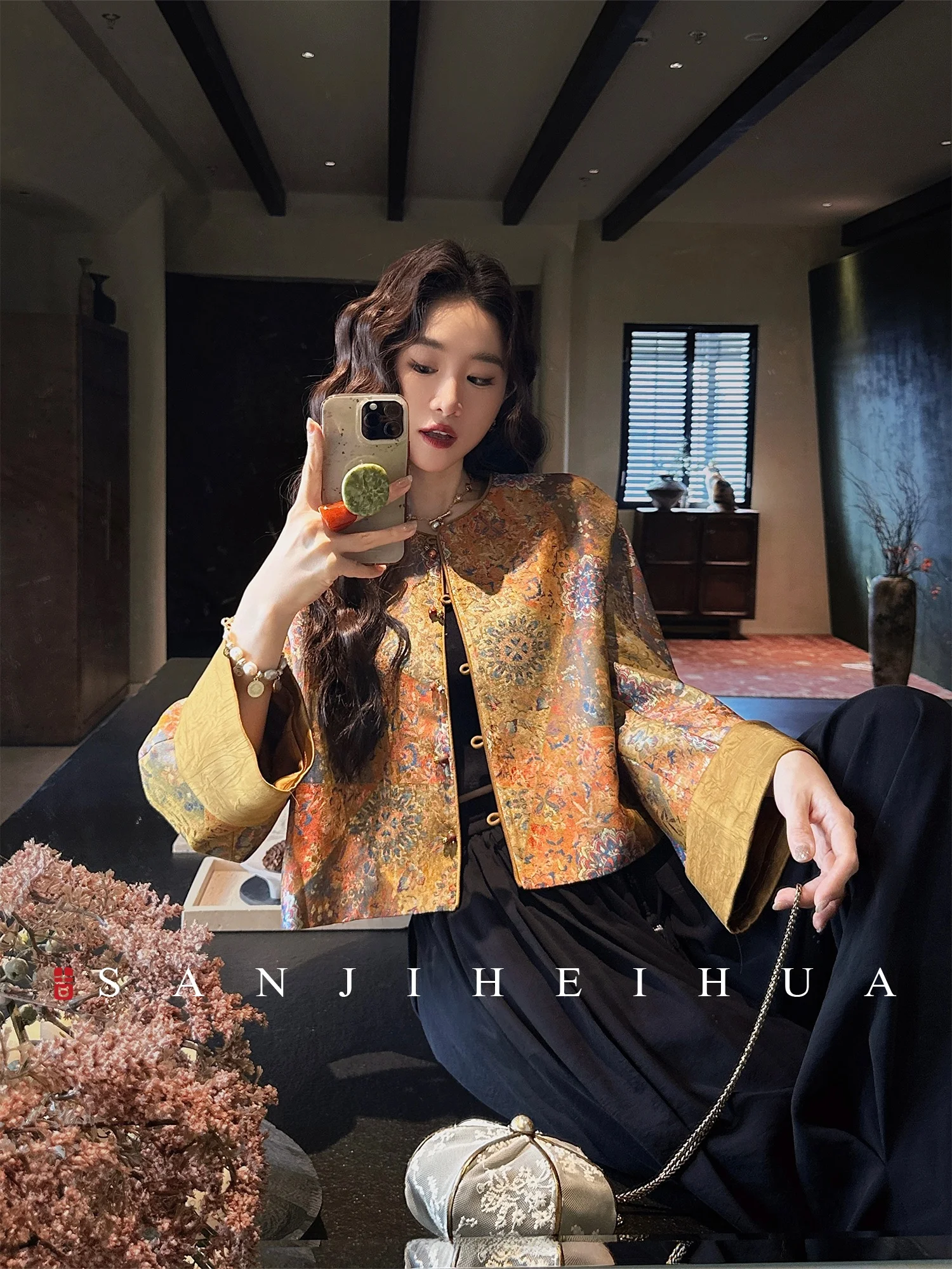 Sanji Black Flower New Chinese Style Short Jacket High Precision Multi-layered Embedded Gold Unique And Beautiful Women's Coat