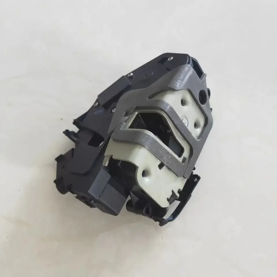 OE 31349858 31349860 31349864 31349868 Door lock actuator Suitable for Volvo V60 S60