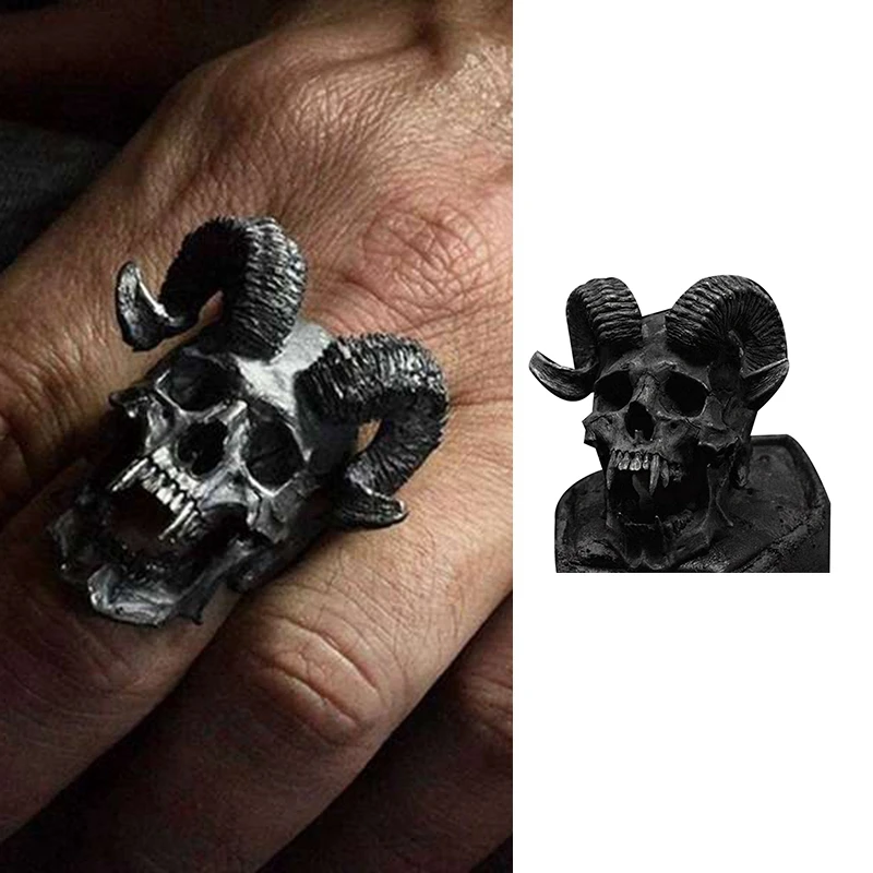 Retro Punk Satan Goat Skull Stainless Steel Locomotive Ring Fashionable Men's Gothic Jewelry Gift Skull Personality