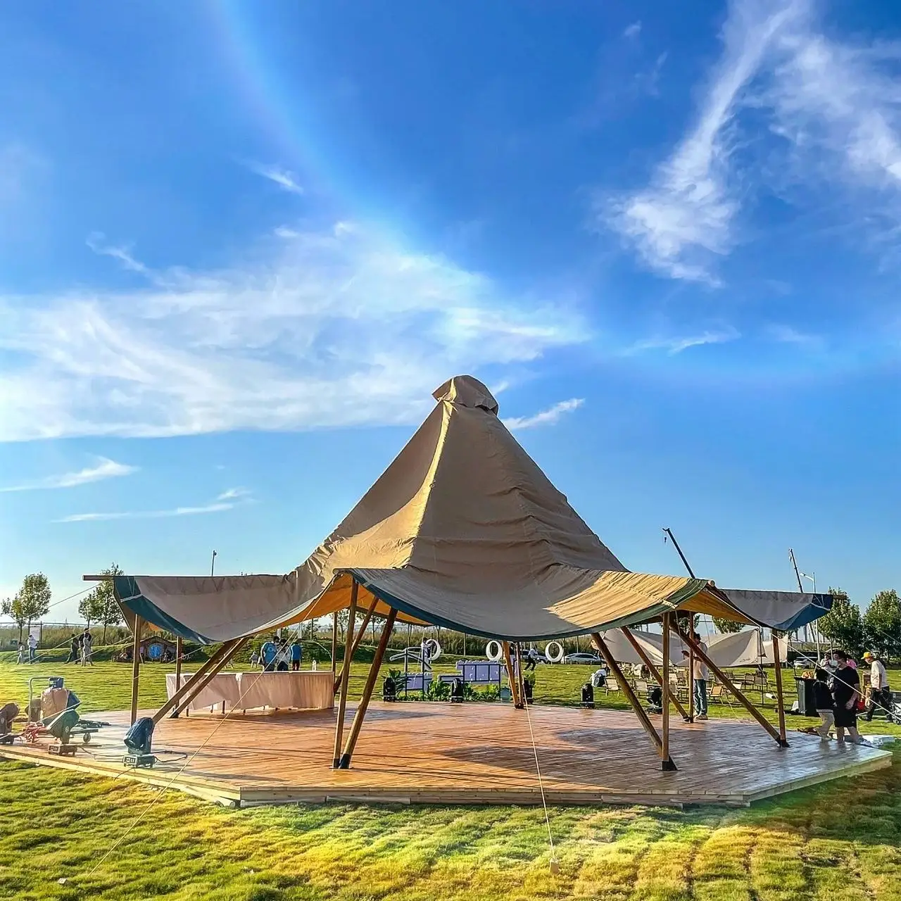 تخصيص في الهواء الطلق خيمة الهرم على شكل خيمة حفلة تيبي كبيرة أكسفورد المأوى لحفلات الزفاف المناسبات الفاخرة التخييم مقهى