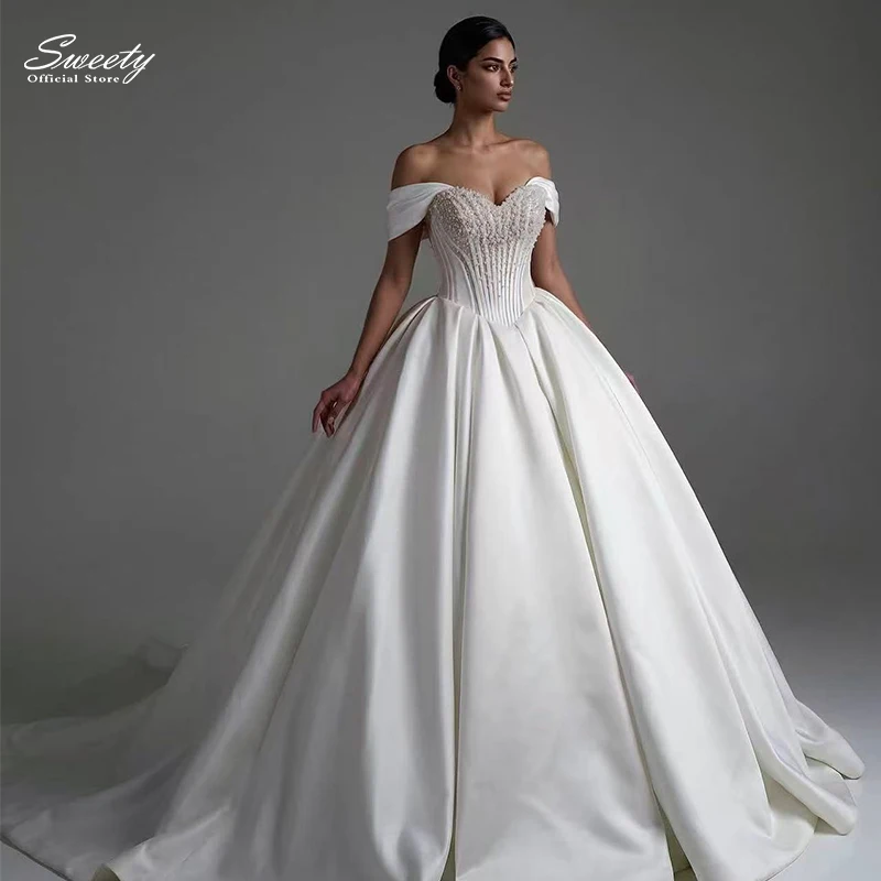 Luxurious A-Line Wedding Dressbead With Embroidery Ball Gown Strapless Full Sleeve Feather Bridal Vestido De Novia Customized