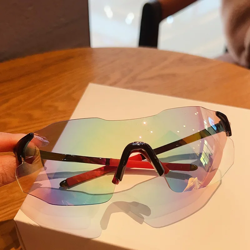 Unisex Marathon Sports Sunglasses, Motorcycle Riding Cycling Running UV‑Protection Color Changing Street Eyewear 4