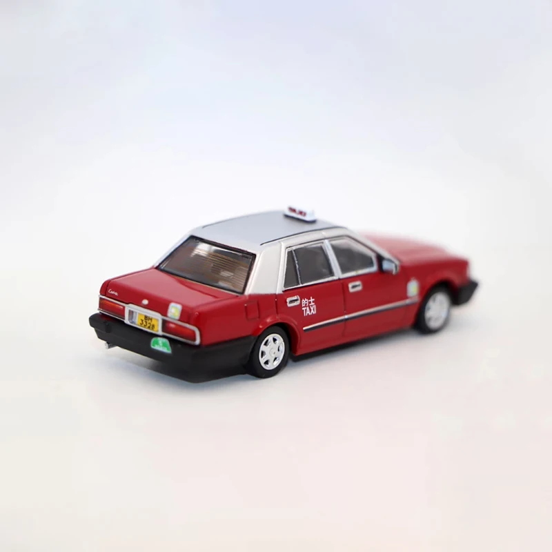 Tiny Diecast 1:64 Scale Cedric Y31 Taxi Alloy Car Model Finished Product Simulation Toy Collection Gift Static Model