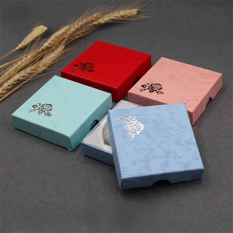 

9x9cm Square Jewelry Packaging Box Rose Printing Bracelet Necklace Cardboard Gift Box Jewelry Organizer Cases