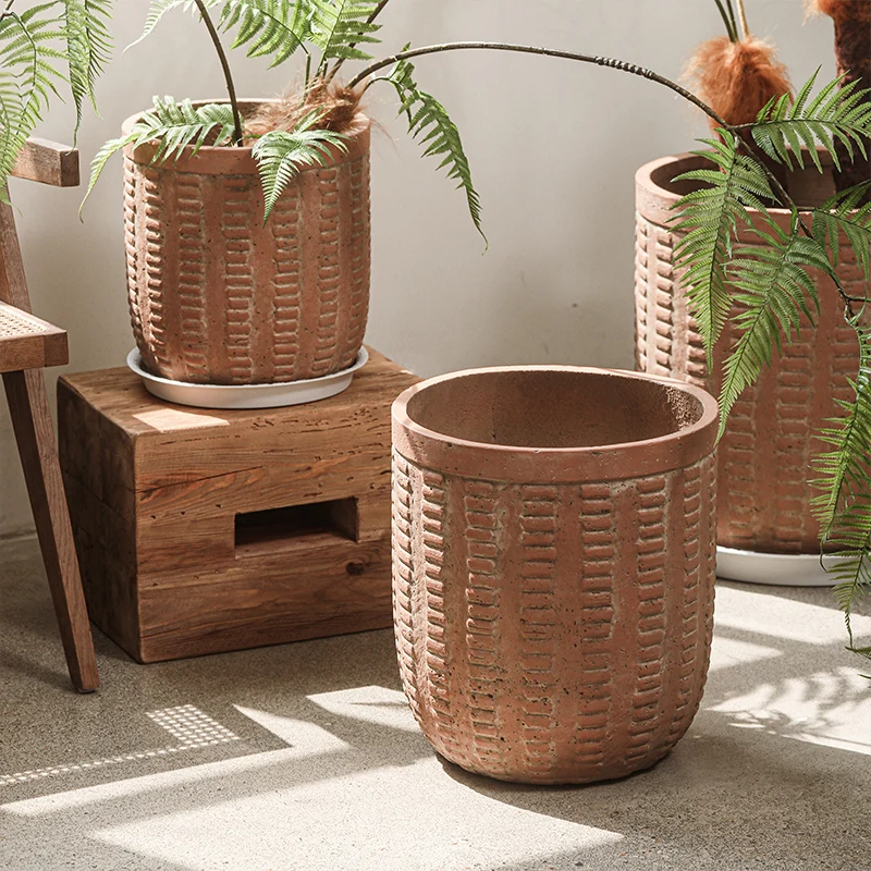 Rooftop courtyard cement basin, living room, turtle bamboo, outdoor balcony, floor-to-ceiling green plants, large flower pot