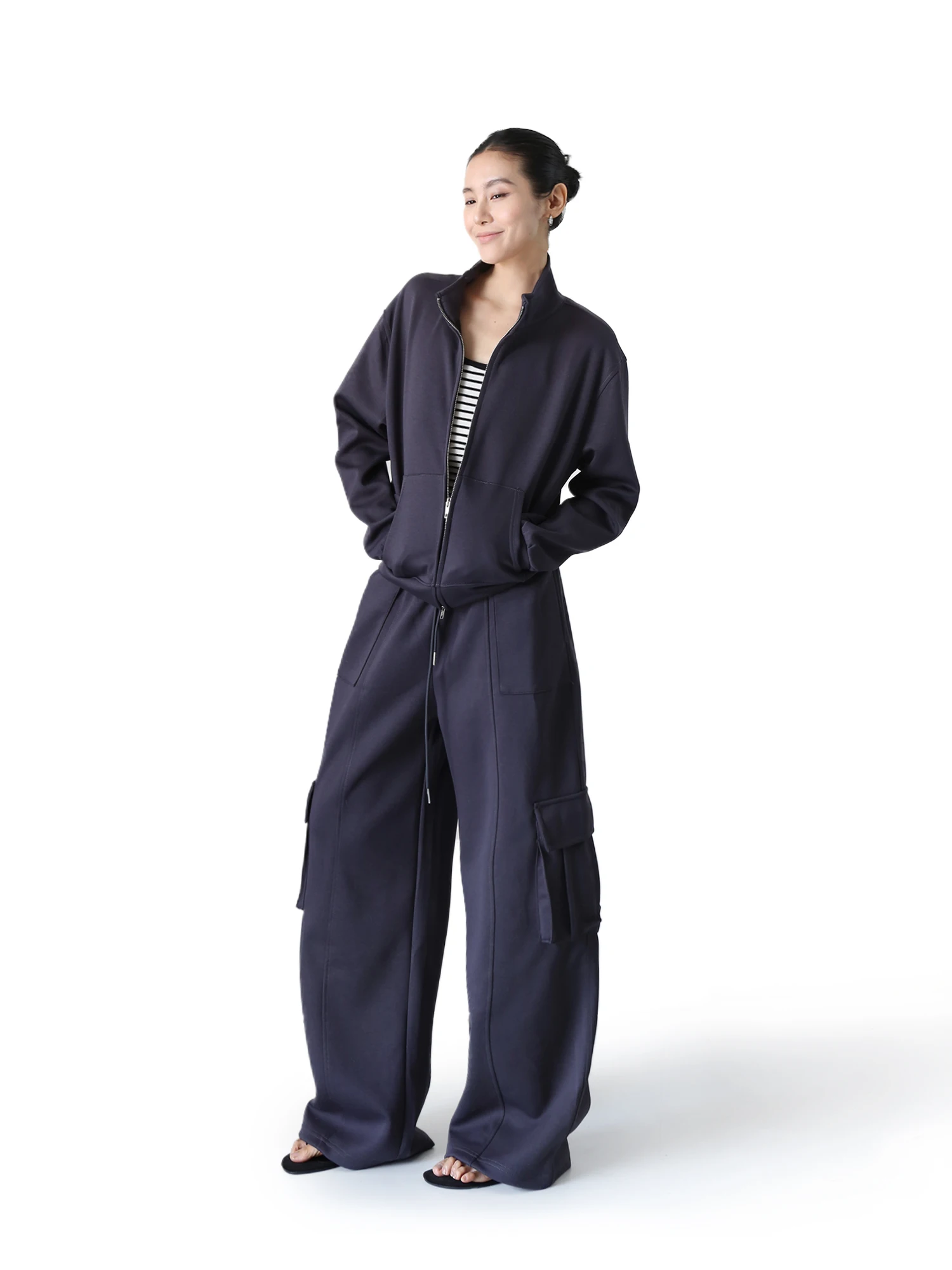 

Комплект Sano Spor: Глянцевый свитшот и брюки прямого кроя, облегающие, легкие, не мнущиеся, на молнии, весна-лето