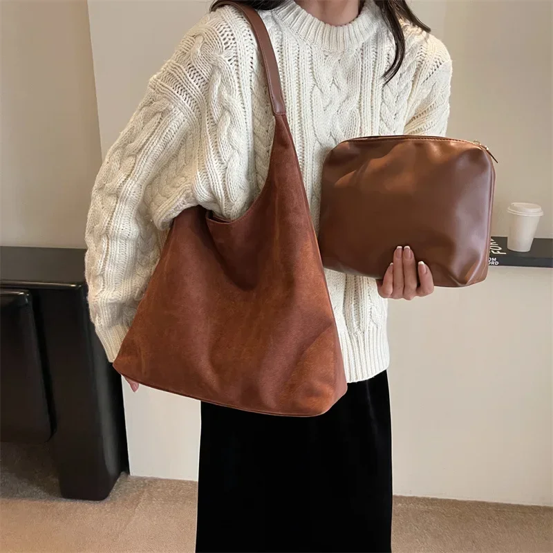 Autumn and Winter Vintage Women\'s Bag Large Capacity Suede Shoulder Bag Solid Color Simple Casual Commuter Bag Retro Handbags