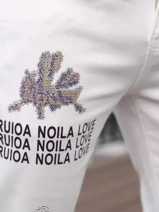 

Summer Men's White Slim Fit Casual Thin Denim Jeans Faionable Trendy Rhinestone Elastic Lightweight Long Trousers