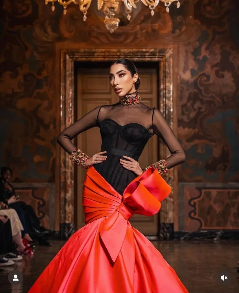 Gorgeous Prom Gowns with Sleeves vestido do fiesta Beaded Crystals Maxi Gown Pleated Mermaid Women Dresses Sheer See Through