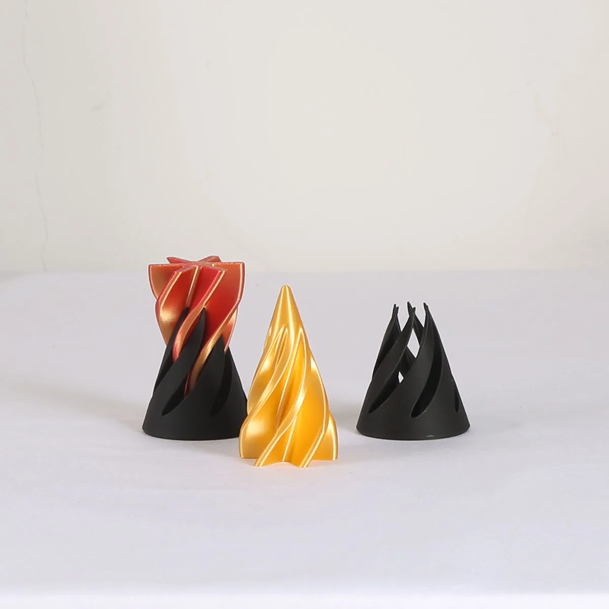 2024 Incredible Pyramid Penetrating Sculpture 3D Printing Spiral Screw Toy Spiral Cone Pressure Reducing Decorative Decoration