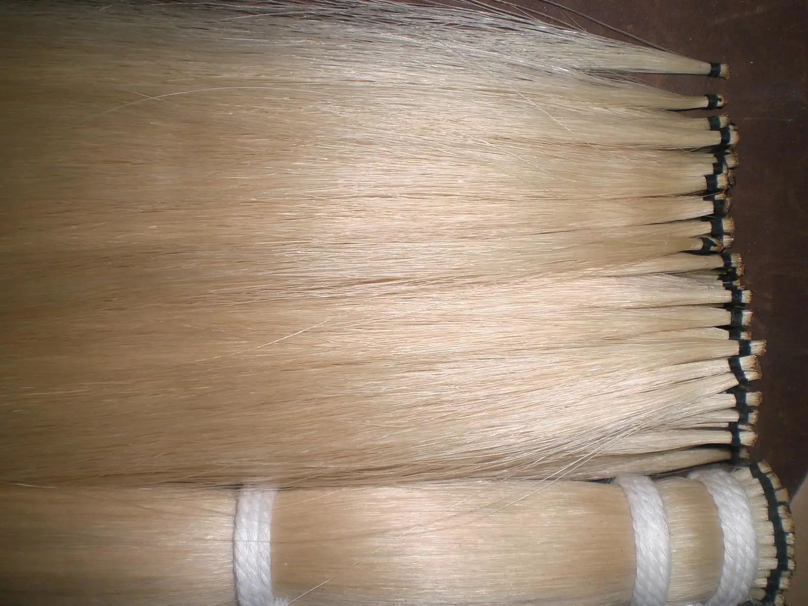 50 Hanks Quality white Mongolia Bow Hair in 32 Inches 6 Grams Each One