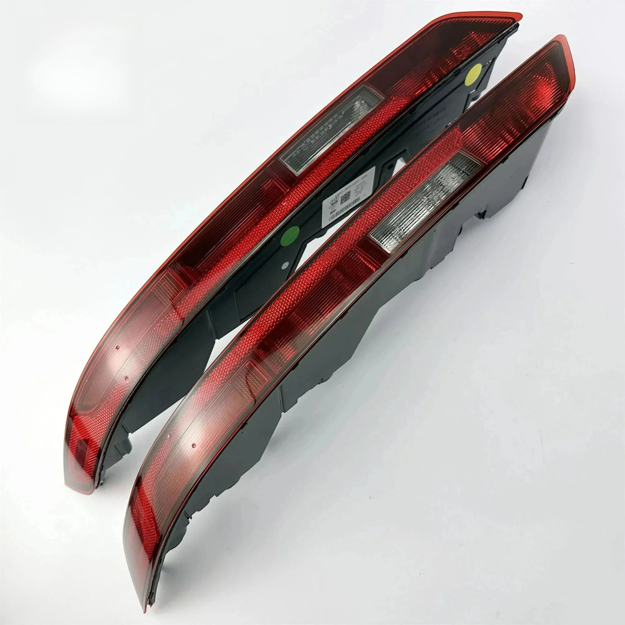 

Задний фонарь 80A945070/80A945069 - Оригинальное/OEM качество для Audi Q5 и Q5L