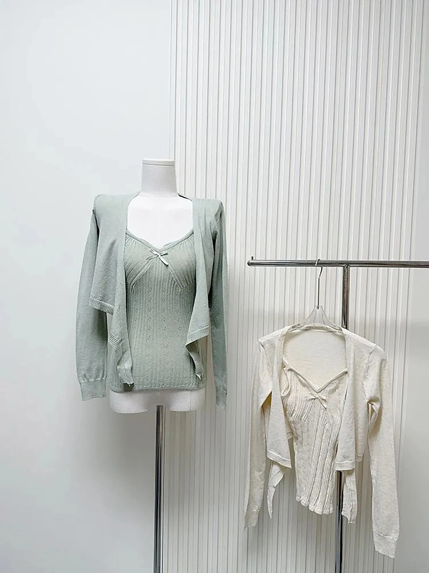 

Korean Style Short Knitted Open Cardigan Lace Trim Knot Camisole Two Piece Set Women Summer New Fashion Casual Wear