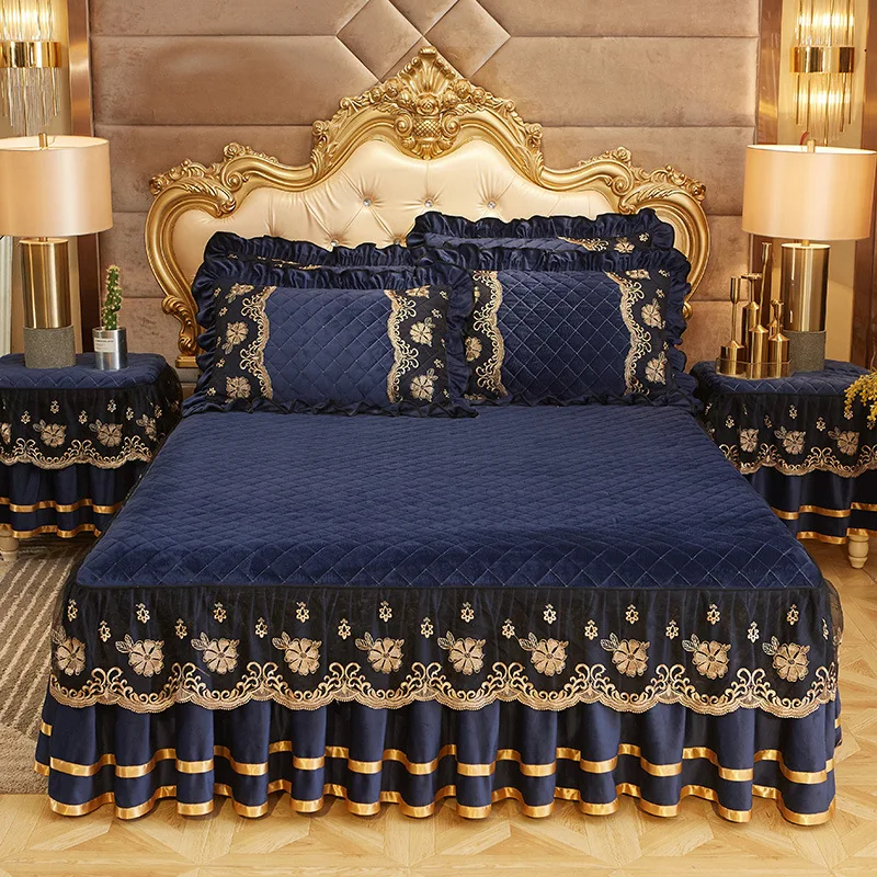 

Luxury Bedspread Sheet Sets Embroidery Bed Skirt Pillowcases Duvet Cover Sets Home Warm Thickening Bedding Sapphire Blue Sheets