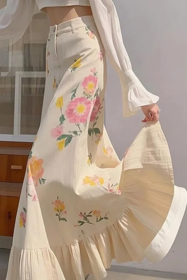 

Unique Beautiful Apricot Floral High Waist Mermaid Skirt 2025 New Dopamine Fashion A Line Skirt Elegant Trendy Statement Piece