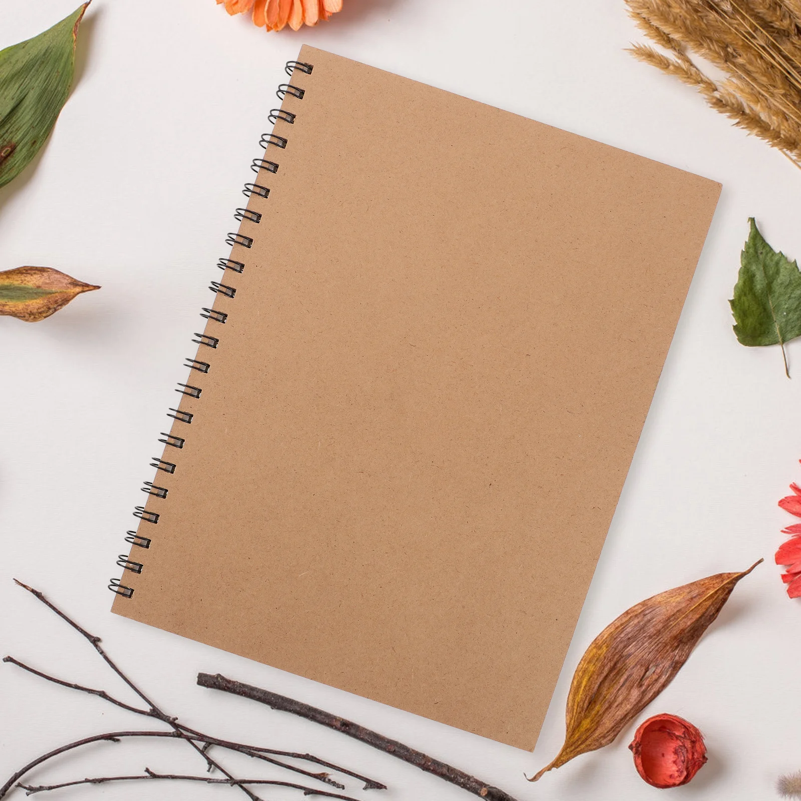 

Hand Drawing Design Paper Sketch Book Random Color Compact Size for Students Portable Art Painting and Drawing Book