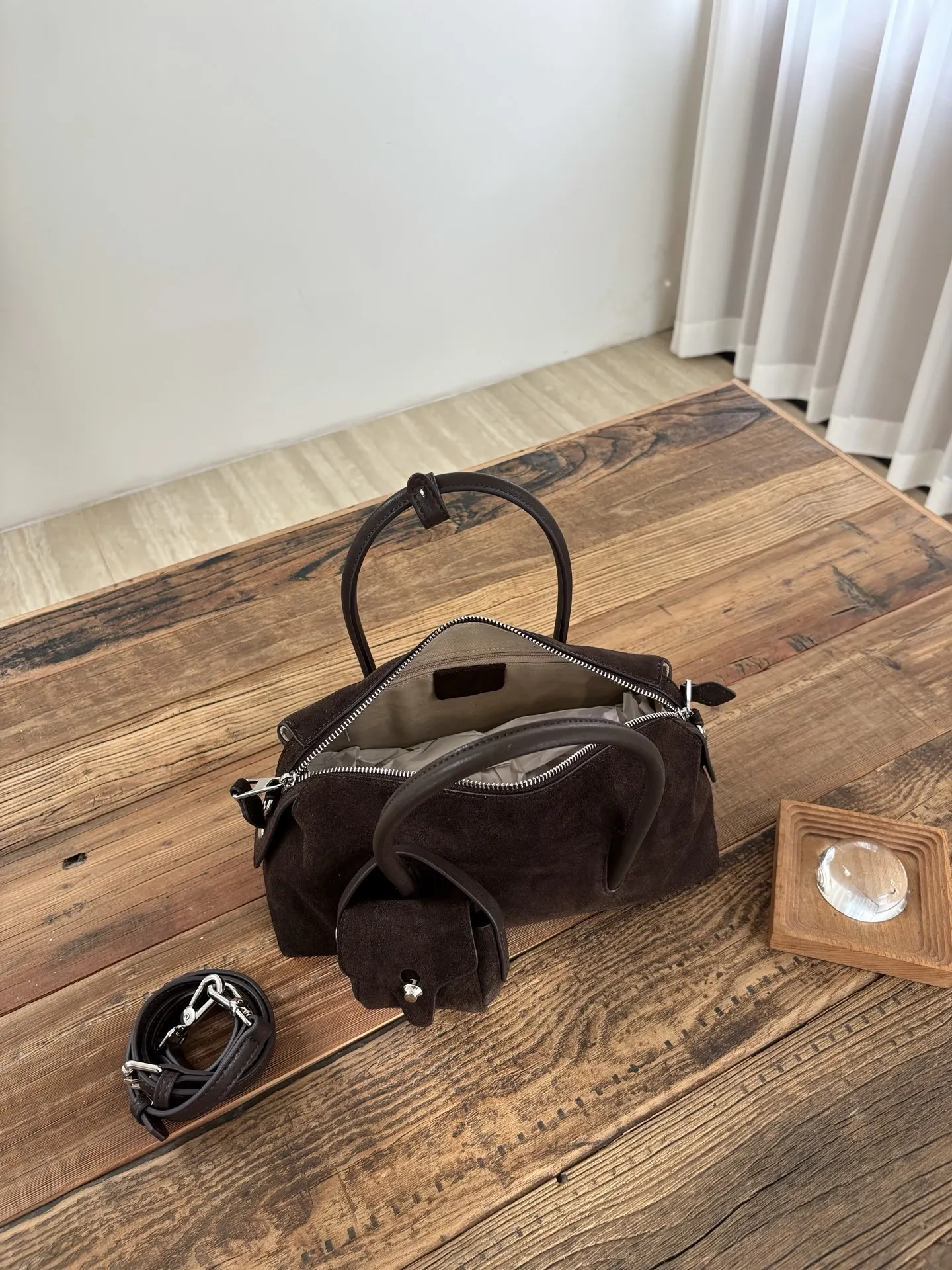 Cross-Border Genuine Leather Women's Bowling Bag 2026 New Versatile Shoulder Bag Korean Niche Design Crossbody Bag