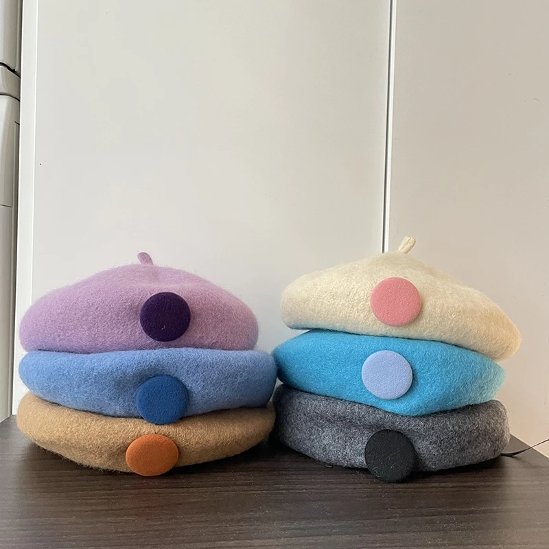 

Fashion Parent-Child Kids Girls Caps Berets Buttoned Wool Hats Spring Autumn Winter Toddler Girls Hats Photography Props
