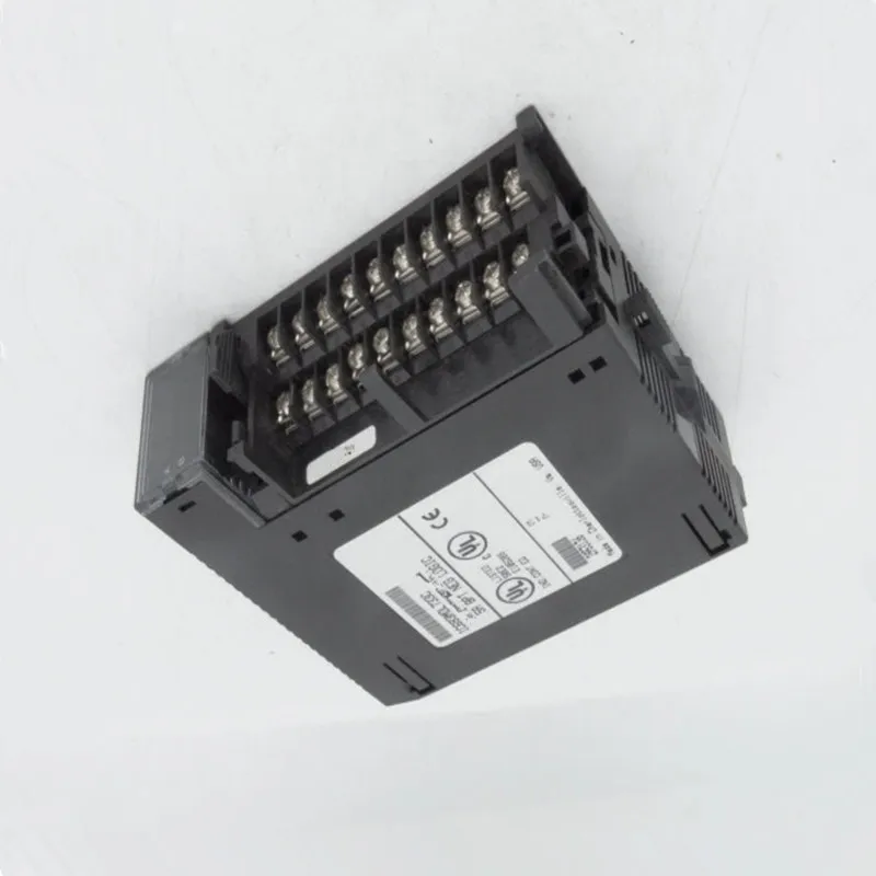 New Original Programmable Logic Controller Module  IC693CBL325  IC690CBL711  IC697ACC723  IC697ACC726  IC697ACC727  IC697ACC728