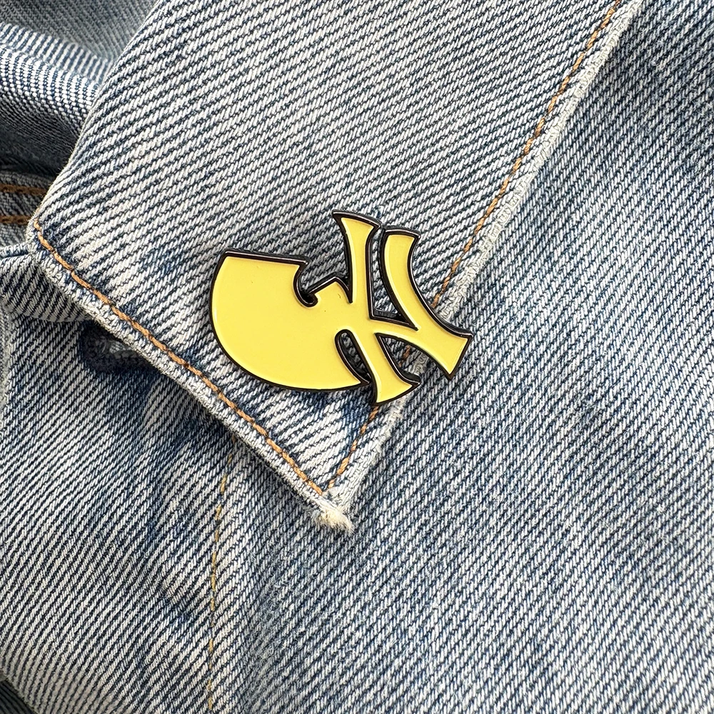 الأمريكية الهيب هوب الفرقة الراب والبيسبول فريق شعار المزج المينا بروش الساحل الشرقي الموسيقى العلامة التجارية التلبيب دبوس المشجعين هدية شارة Accessori