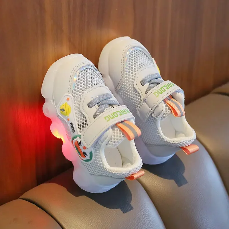 Fashion 2024 Summer New 0-3 Year Old Popular Anti Drop Walking Flash Breathable Mesh Sports Shoes