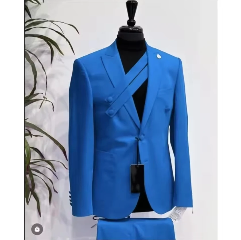 ชุดสูทผู้ชายดีไซน์ล่าสุด พร้อมเข็มขัดคาดอก ทรงเข้ารูป 2 ชิ้น ปกแหลม ชุดเจ้าบ่าวงานแต่งงาน ชุดลำลองผู้ชาย ชุดทักซิโด้สำหรับงานพรอม เสื้อเบลเซอร์และกางเกง