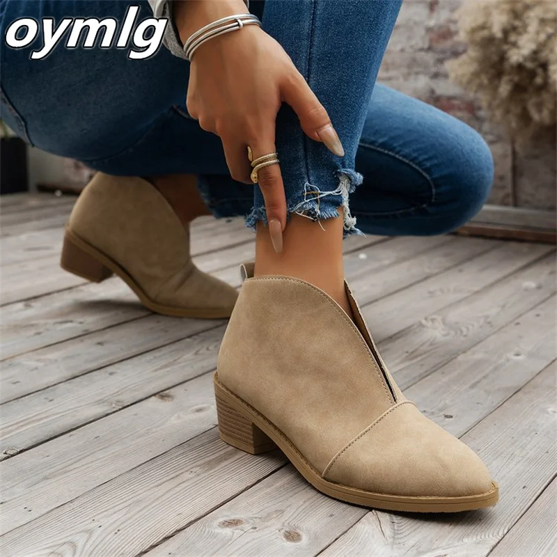 Women's Boots 2023 Spring New Large Thick Heel Slim Solid Medium Heel V-shaped Single Shoe