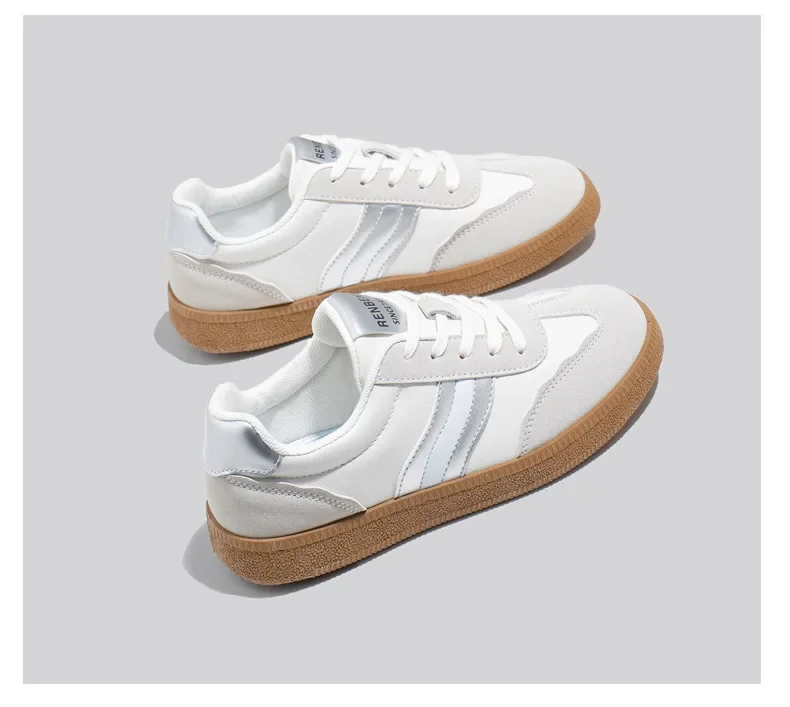 Scarpe bianche primaverili Nuova versione coreana Studentessa con suola spessa Scarpe da tavolo sportive con altezza crescente Casual