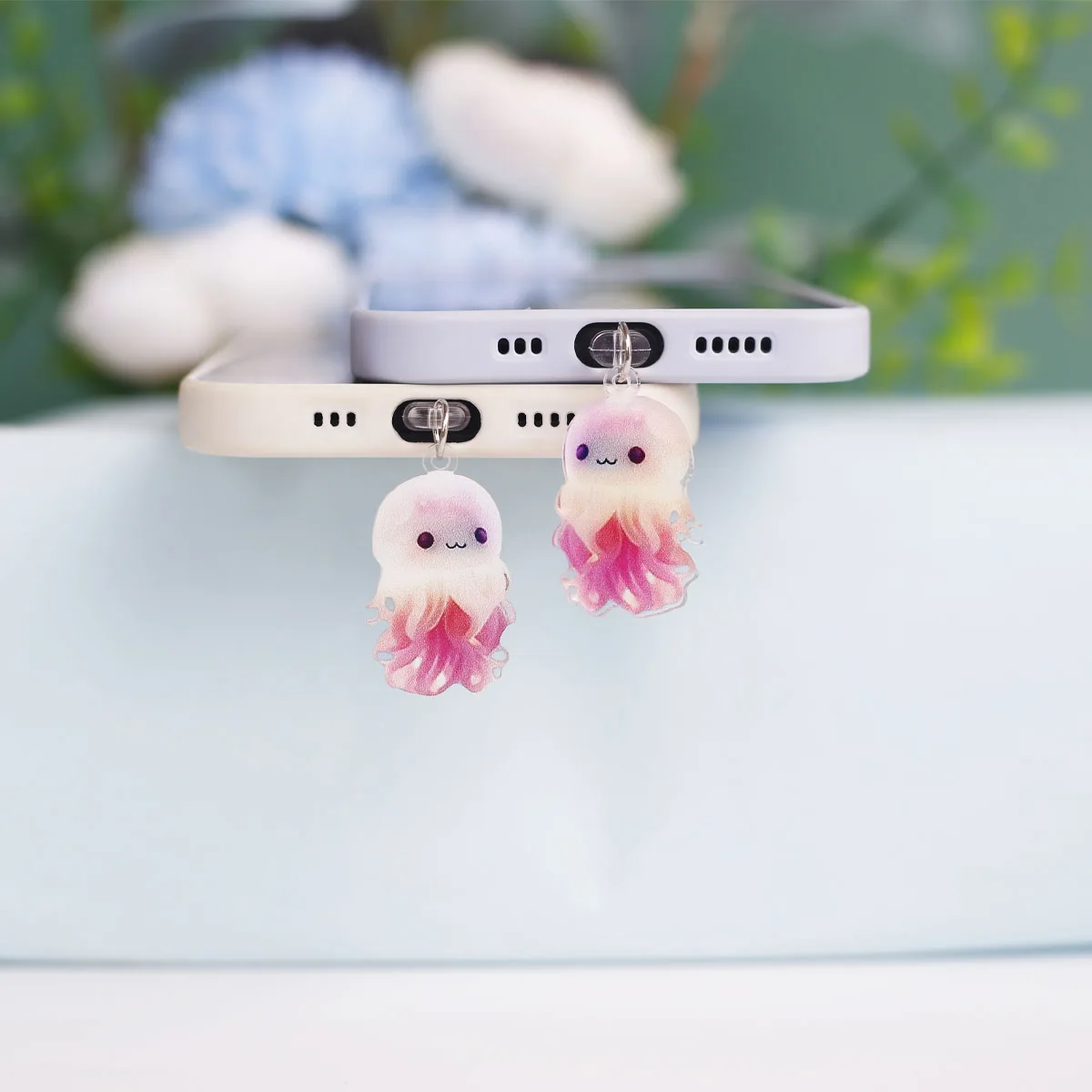 

Mobile Phone Dust plug Pendant Cute Jellyfish Acrylic Accessories Decoration for iPhone Type-C Port Dust plug Pendant