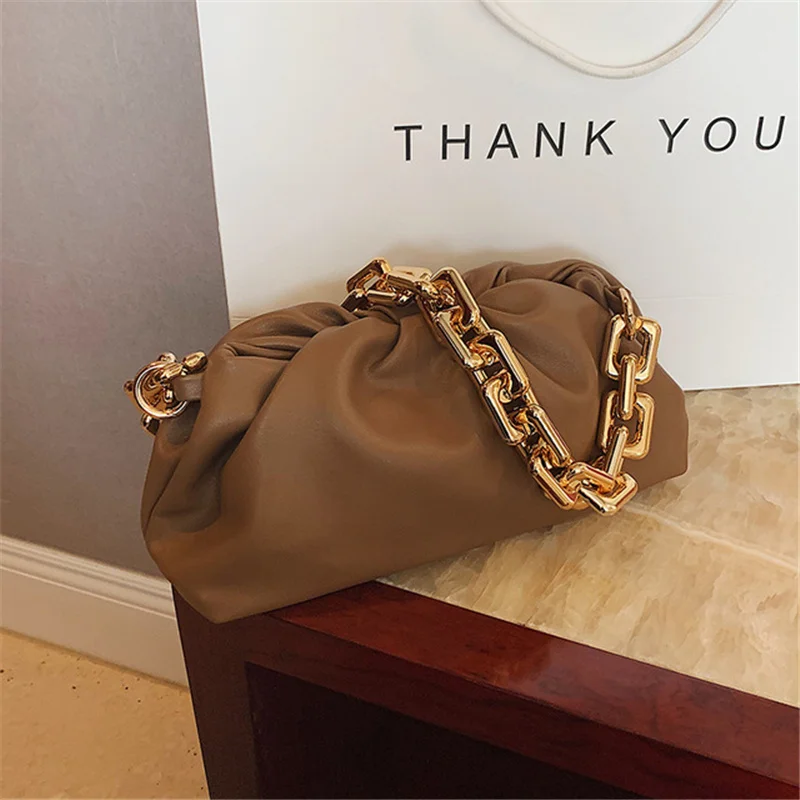 2022 Women Dumplings Messenger Bag Designer Chain Presure Clouser Cloud Female Crossbody Shoulder Bag Tide Handbag Clutch Bag