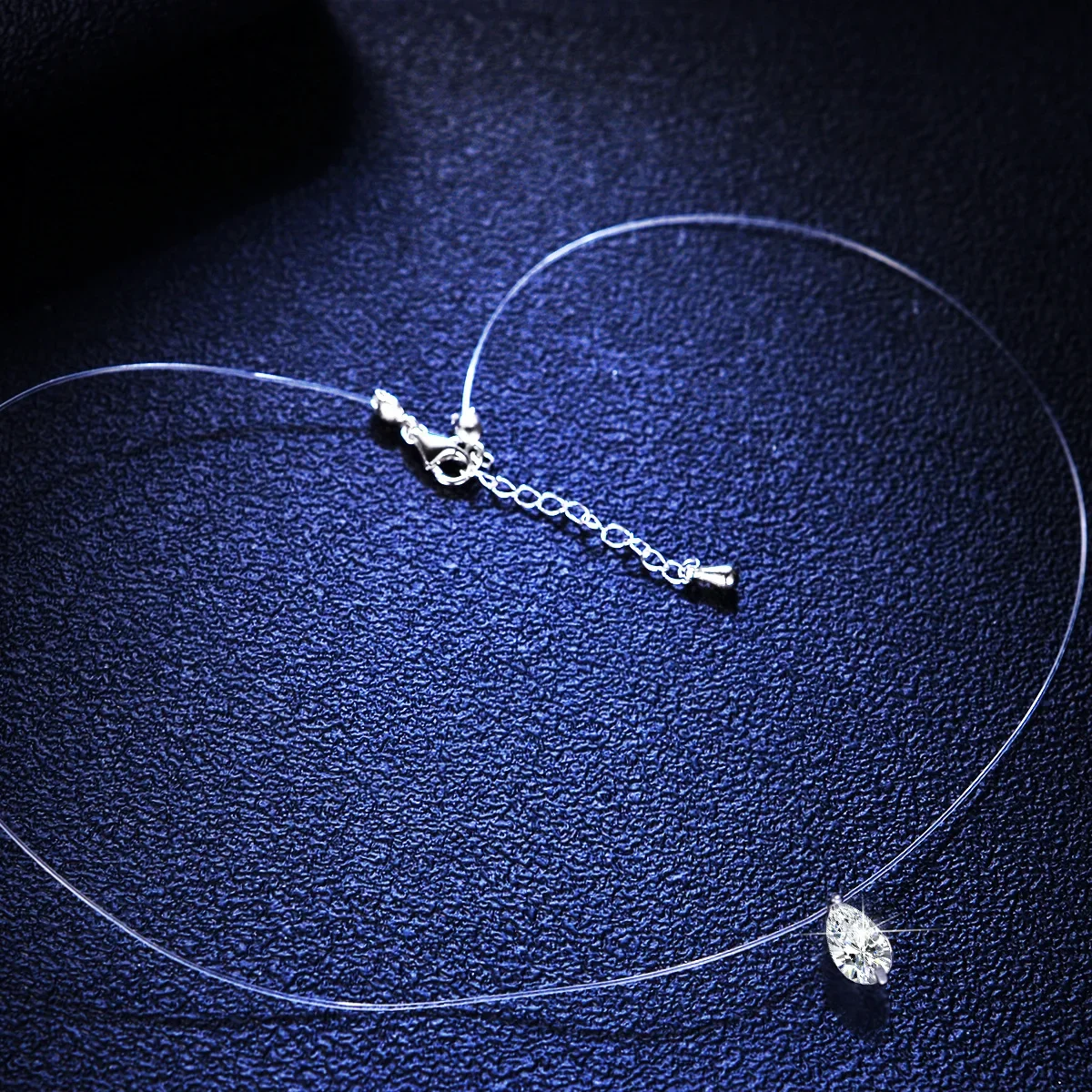 18K gold inlaid diamond thread pendant women's invisible necklace, droplet moissanite collarbone chain, mermaid tears necklace