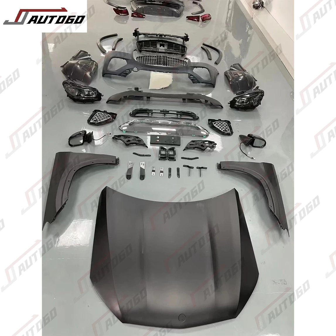 Auto Modification Conversion Body Kit for Mercedes-Benz X166 GL GLS 2013-2019 Upgrade to 2024 Maybach Front Rear Bumper Assembly